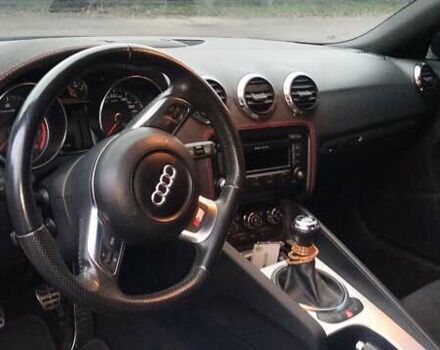 Черный Ауди ТТ, объемом двигателя 1.98 л и пробегом 121 тыс. км за 11999 $, фото 4 на Automoto.ua