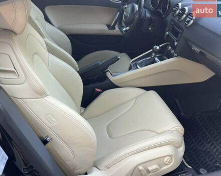 Черный Ауди ТТ, объемом двигателя 1.98 л и пробегом 104 тыс. км за 12000 $, фото 8 на Automoto.ua