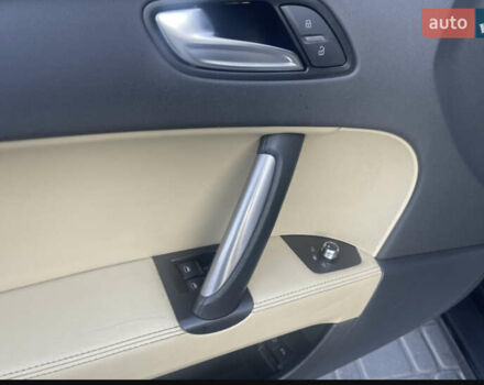 Черный Ауди ТТ, объемом двигателя 1.98 л и пробегом 104 тыс. км за 12000 $, фото 19 на Automoto.ua