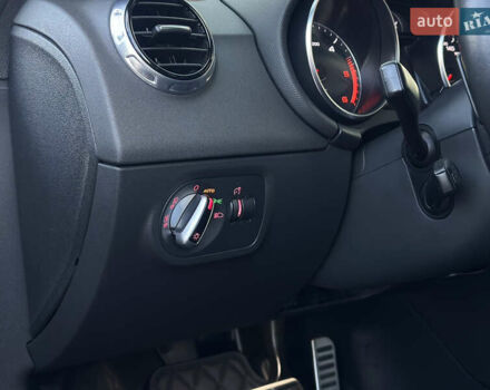 Черный Ауди ТТ, объемом двигателя 2 л и пробегом 254 тыс. км за 18500 $, фото 35 на Automoto.ua