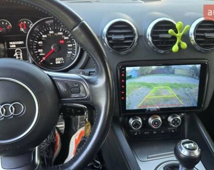 Черный Ауди ТТ, объемом двигателя 1.98 л и пробегом 72 тыс. км за 18000 $, фото 7 на Automoto.ua