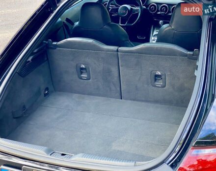 Чорний Ауді TT, об'ємом двигуна 1.98 л та пробігом 199 тис. км за 20950 $, фото 9 на Automoto.ua