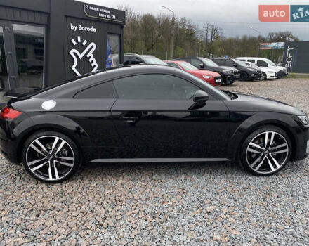 Черный Ауди ТТ, объемом двигателя 1.98 л и пробегом 27 тыс. км за 36000 $, фото 9 на Automoto.ua