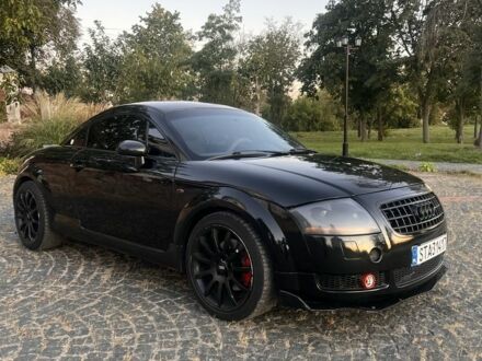 Черный Ауди ТТ, объемом двигателя 1.8 л и пробегом 250 тыс. км за 2800 $, фото 1 на Automoto.ua
