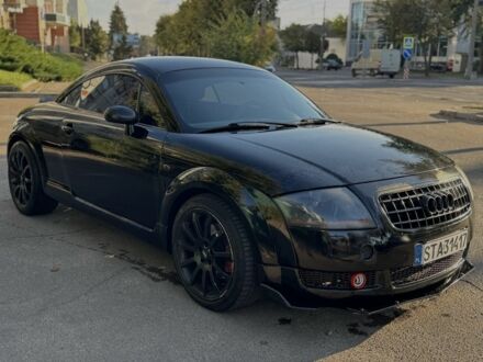 Черный Ауди ТТ, объемом двигателя 1.8 л и пробегом 250 тыс. км за 2999 $, фото 1 на Automoto.ua