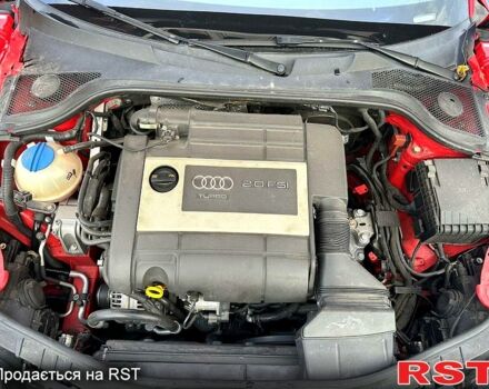 Червоний Ауді TT, об'ємом двигуна 2 л та пробігом 130 тис. км за 10500 $, фото 13 на Automoto.ua