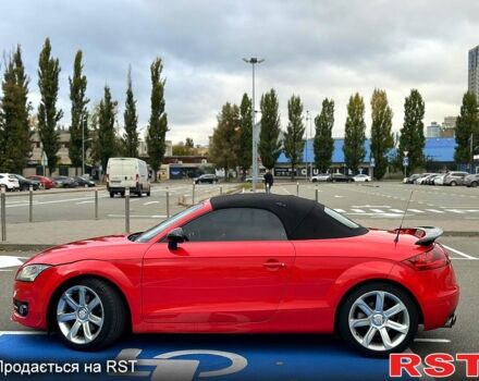 Червоний Ауді TT, об'ємом двигуна 2 л та пробігом 130 тис. км за 10500 $, фото 2 на Automoto.ua