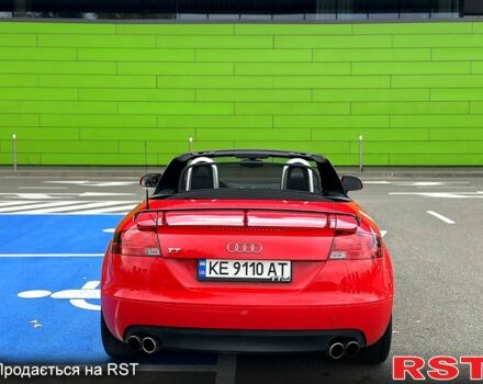 Червоний Ауді TT, об'ємом двигуна 2 л та пробігом 130 тис. км за 10500 $, фото 8 на Automoto.ua