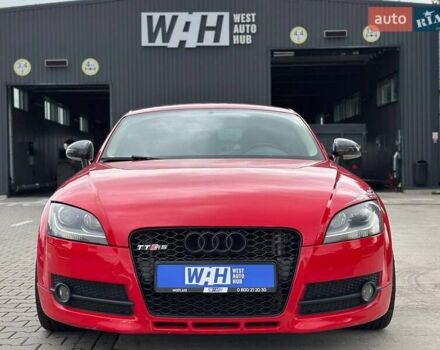 Червоний Ауді TT, об'ємом двигуна 2 л та пробігом 221 тис. км за 12000 $, фото 1 на Automoto.ua