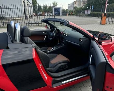 Червоний Ауді TT, об'ємом двигуна 1.98 л та пробігом 143 тис. км за 12200 $, фото 16 на Automoto.ua