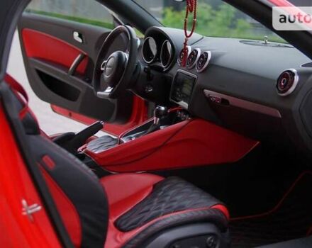 Червоний Ауді TT, об'ємом двигуна 1.98 л та пробігом 63 тис. км за 20700 $, фото 18 на Automoto.ua