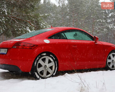Червоний Ауді TT, об'ємом двигуна 2 л та пробігом 164 тис. км за 11400 $, фото 1 на Automoto.ua