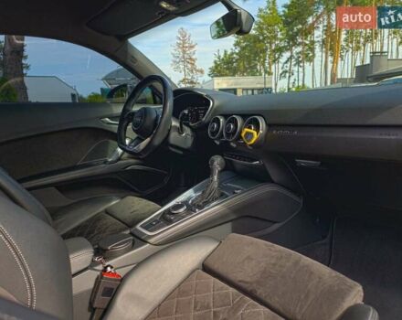 Желтый Ауди ТТ, объемом двигателя 1.98 л и пробегом 42 тыс. км за 33400 $, фото 12 на Automoto.ua