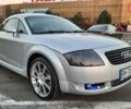 Серый Ауди ТТ, объемом двигателя 1.8 л и пробегом 220 тыс. км за 8000 $, фото 1 на Automoto.ua