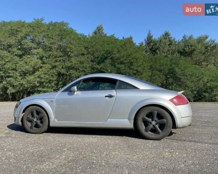 Сірий Ауді TT, об'ємом двигуна 1.8 л та пробігом 334 тис. км за 4000 $, фото 2 на Automoto.ua