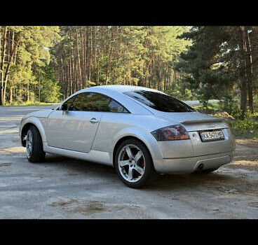 Серый Ауди ТТ, объемом двигателя 1.78 л и пробегом 230 тыс. км за 5999 $, фото 24 на Automoto.ua