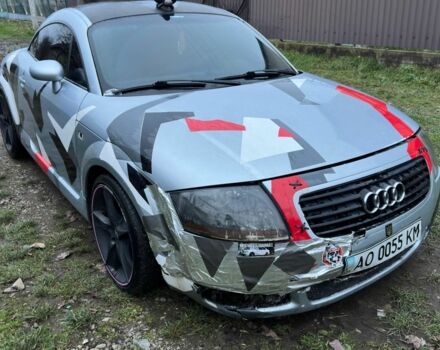 Серый Ауди ТТ, объемом двигателя 1.8 л и пробегом 200 тыс. км за 3550 $, фото 1 на Automoto.ua