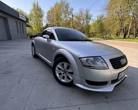 Сірий Ауді TT, об'ємом двигуна 1.8 л та пробігом 207 тис. км за 6000 $, фото 1 на Automoto.ua