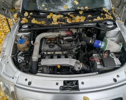 Серый Ауди ТТ, объемом двигателя 1.8 л и пробегом 200 тыс. км за 5450 $, фото 6 на Automoto.ua