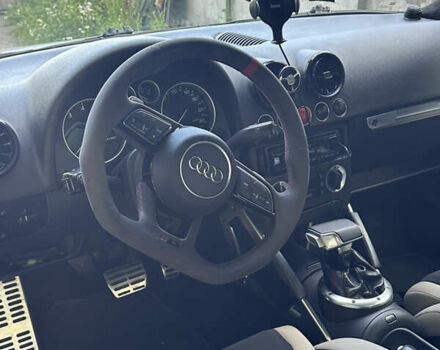 Сірий Ауді TT, об'ємом двигуна 1.8 л та пробігом 190 тис. км за 8000 $, фото 2 на Automoto.ua