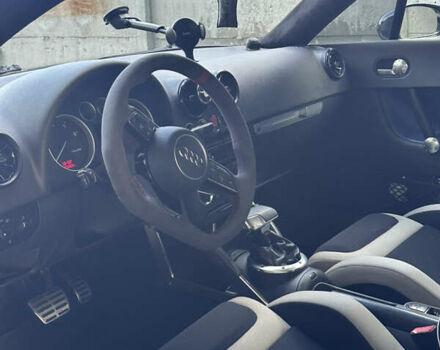 Сірий Ауді TT, об'ємом двигуна 1.8 л та пробігом 190 тис. км за 8000 $, фото 4 на Automoto.ua