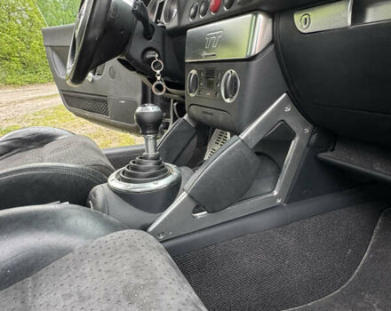 Сірий Ауді TT, об'ємом двигуна 1.78 л та пробігом 261 тис. км за 7500 $, фото 19 на Automoto.ua