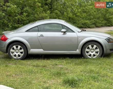 Сірий Ауді TT, об'ємом двигуна 1.78 л та пробігом 261 тис. км за 7500 $, фото 2 на Automoto.ua
