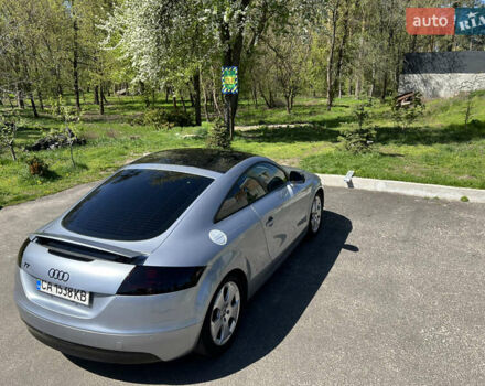 Сірий Ауді TT, об'ємом двигуна 2 л та пробігом 172 тис. км за 10100 $, фото 11 на Automoto.ua