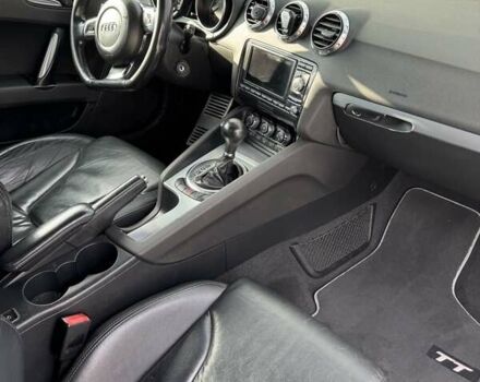 Сірий Ауді TT, об'ємом двигуна 2 л та пробігом 300 тис. км за 10500 $, фото 8 на Automoto.ua