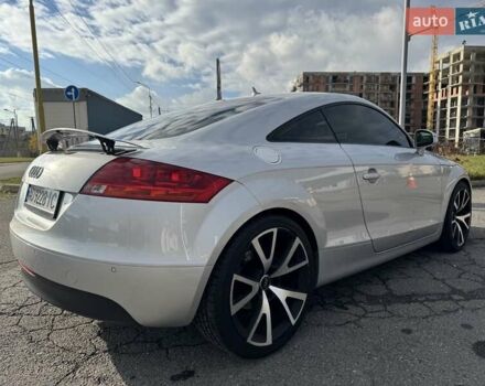 Сірий Ауді TT, об'ємом двигуна 2 л та пробігом 300 тис. км за 10500 $, фото 7 на Automoto.ua