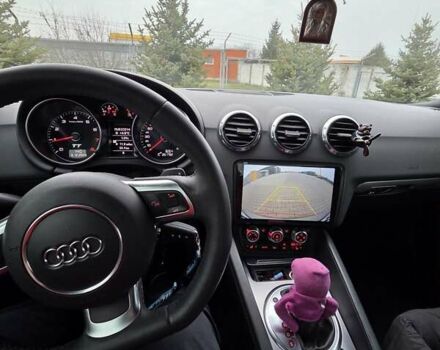 Серый Ауди ТТ, объемом двигателя 0 л и пробегом 201 тыс. км за 13000 $, фото 4 на Automoto.ua