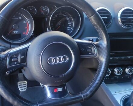 Серый Ауди ТТ, объемом двигателя 1.8 л и пробегом 129 тыс. км за 12000 $, фото 2 на Automoto.ua