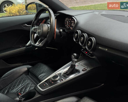 Серый Ауди ТТ, объемом двигателя 1.98 л и пробегом 234 тыс. км за 23500 $, фото 13 на Automoto.ua