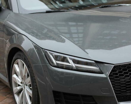 Серый Ауди ТТ, объемом двигателя 1.98 л и пробегом 234 тыс. км за 23500 $, фото 6 на Automoto.ua