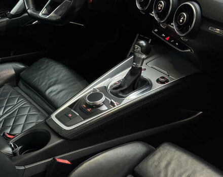 Серый Ауди ТТ, объемом двигателя 1.98 л и пробегом 234 тыс. км за 23500 $, фото 14 на Automoto.ua