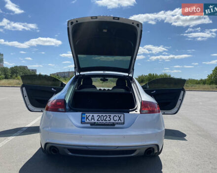 Сірий Ауді TT, об'ємом двигуна 2 л та пробігом 150 тис. км за 16000 $, фото 6 на Automoto.ua