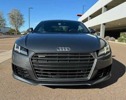 Серый Ауди ТТ, объемом двигателя 2 л и пробегом 41 тыс. км за 7200 $, фото 6 на Automoto.ua