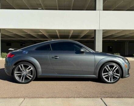 Серый Ауди ТТ, объемом двигателя 2 л и пробегом 41 тыс. км за 7200 $, фото 4 на Automoto.ua