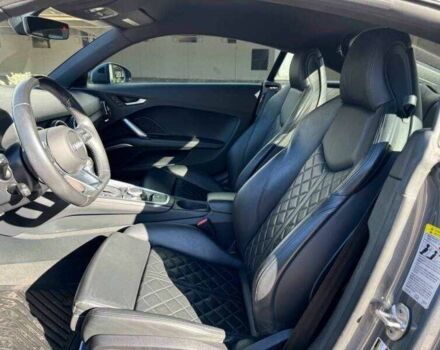 Серый Ауди ТТ, объемом двигателя 2 л и пробегом 41 тыс. км за 7200 $, фото 7 на Automoto.ua