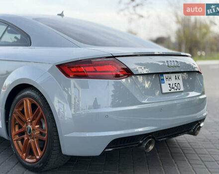 Серый Ауди ТТ, объемом двигателя 2 л и пробегом 46 тыс. км за 36500 $, фото 4 на Automoto.ua