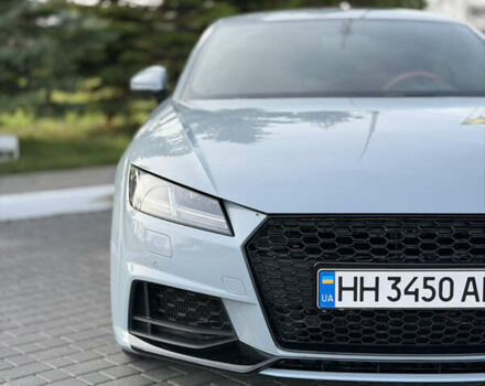 Серый Ауди ТТ, объемом двигателя 2 л и пробегом 46 тыс. км за 36500 $, фото 2 на Automoto.ua