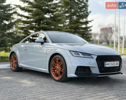 Серый Ауди ТТ, объемом двигателя 2 л и пробегом 46 тыс. км за 36500 $, фото 7 на Automoto.ua