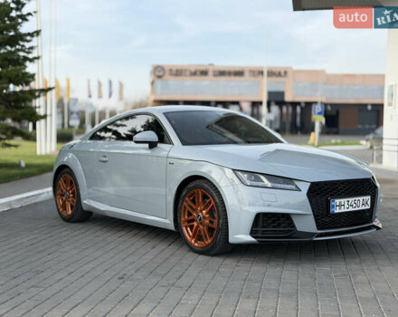 Серый Ауди ТТ, объемом двигателя 2 л и пробегом 46 тыс. км за 36500 $, фото 1 на Automoto.ua