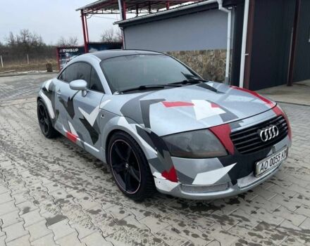 Серый Ауди ТТ, объемом двигателя 0 л и пробегом 300 тыс. км за 3800 $, фото 1 на Automoto.ua