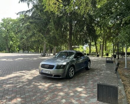 Серый Ауди ТТ, объемом двигателя 1.8 л и пробегом 280 тыс. км за 2999 $, фото 1 на Automoto.ua