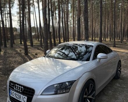Серый Ауди ТТ, объемом двигателя 2 л и пробегом 314 тыс. км за 10000 $, фото 1 на Automoto.ua