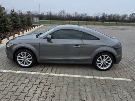 Серый Ауди ТТ, объемом двигателя 0 л и пробегом 201 тыс. км за 13000 $, фото 1 на Automoto.ua