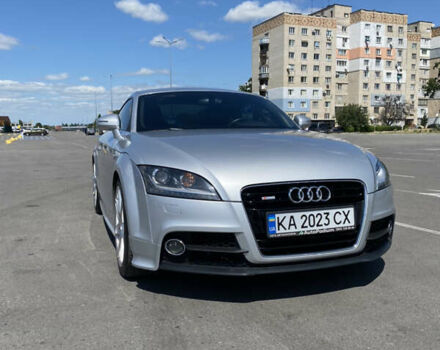 Сірий Ауді TT, об'ємом двигуна 2 л та пробігом 150 тис. км за 16000 $, фото 1 на Automoto.ua