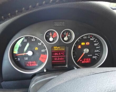 Зеленый Ауди ТТ, объемом двигателя 1.8 л и пробегом 205 тыс. км за 5700 $, фото 16 на Automoto.ua