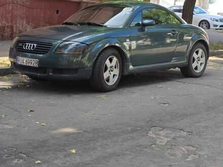 Зеленый Ауди ТТ, объемом двигателя 1.8 л и пробегом 205 тыс. км за 5700 $, фото 1 на Automoto.ua